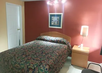 Sunny South Motel hotel thumbnail 2