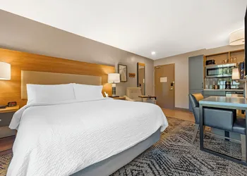 Candlewood Suites Lawrenceville Princeton by IHG hotel thumbnail 8