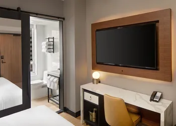 Hotel Indigo - NYC Downtown - Wall Street by IHG hotel thumbnail 4