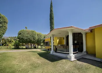 Villas el Paraíso, El Rollo hotel thumbnail 2