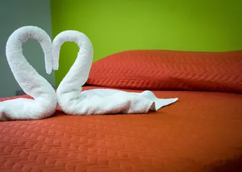 HC Express hotel thumbnail 8