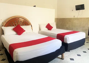 OYO Posada Espinosa, Mérida, Parque de Santa Ana hotel thumbnail 5