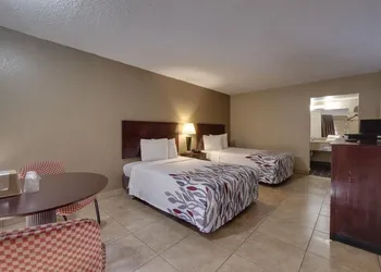 Countryside Inn & Suites Orlando hotel thumbnail 3