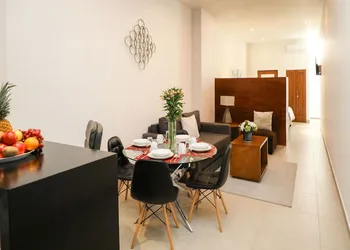 Zimmer Suites hotel thumbnail 6