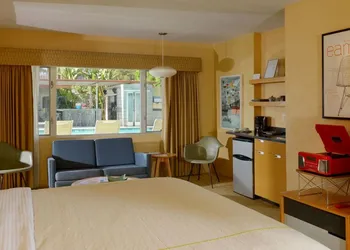 Orbit In - 21 and Over - A Town & Desert Boutique Hotel hotel thumbnail 8