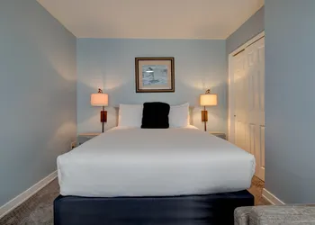 Inn of the Four Winds Oceanfront Seaside hotel thumbnail 8