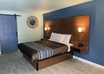 Regal Inn hotel thumbnail 5