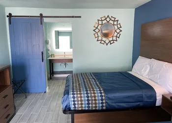 Regal Inn hotel thumbnail 7