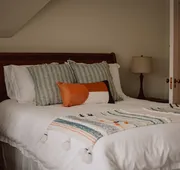 Hill Road Manor Bed & Breakfast hotel detail image 4