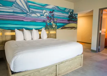 The Arts Hotel hotel thumbnail 3