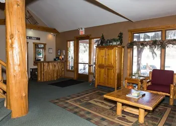 Manhattan Beach Lodge hotel thumbnail 2