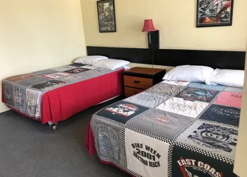 The Scoot Inn hotel thumbnail 3