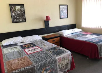 The Scoot Inn hotel thumbnail 4