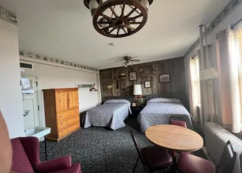 Canfield Hotel hotel thumbnail 2