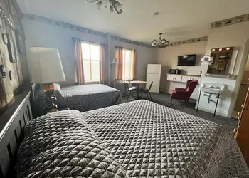Canfield Hotel hotel thumbnail 4