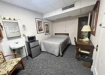 Canfield Hotel hotel thumbnail 5