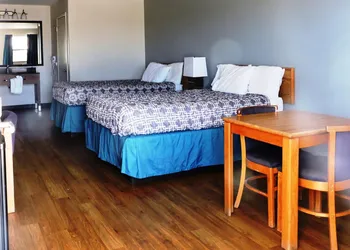 Riata Inn hotel thumbnail 8