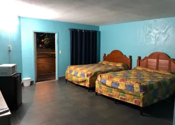 Slumberland Motel hotel thumbnail 3