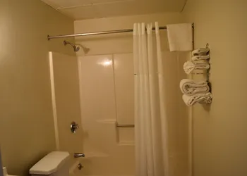 Plymouth Motor Lodge hotel thumbnail 7