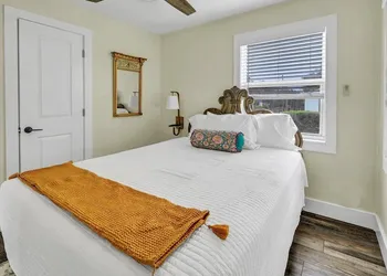 Safety Harbor Motel hotel thumbnail 7