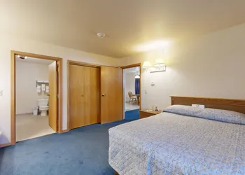 Western Executive Inn hotel thumbnail 4