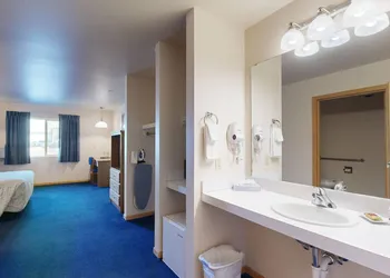Western Executive Inn hotel thumbnail 7