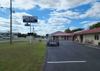 La Center Motel hotel thumbnail 7