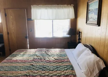 Mountain View Cabins hotel thumbnail 3