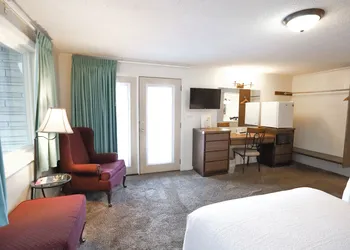 The Gillette hotel thumbnail 6