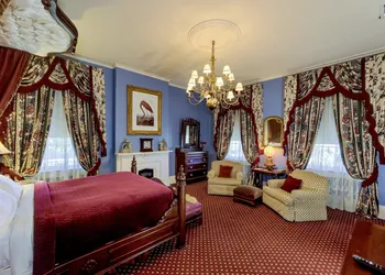Anchuca Historic Mansion & Inn hotel thumbnail 7
