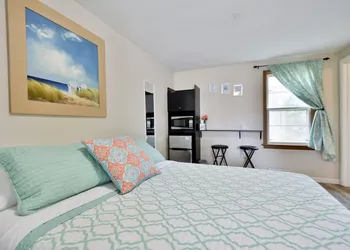 Whitehall Cottages hotel thumbnail 5