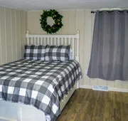 Whitehall Cottages hotel detail image 7