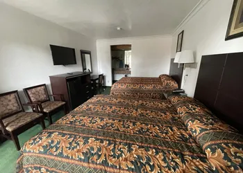 Chino Motel hotel thumbnail 4