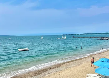 Falmouth Tides hotel thumbnail 8