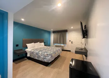 Arlo Motel hotel thumbnail 3