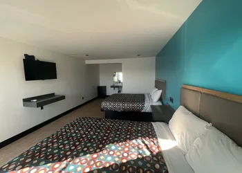 Arlo Motel hotel thumbnail 6