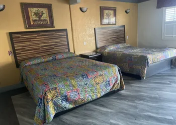 Economy Inn hotel thumbnail 5