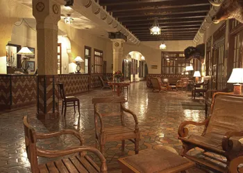 The Hotel Paisano hotel thumbnail 2