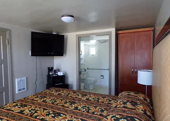 Cypress Tree Motel hotel thumbnail 7