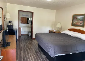 Pine Valley Motel hotel thumbnail 8