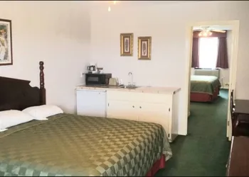 Southern Belle Inn hotel thumbnail 6