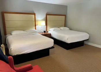 Hillside Inn hotel thumbnail 6