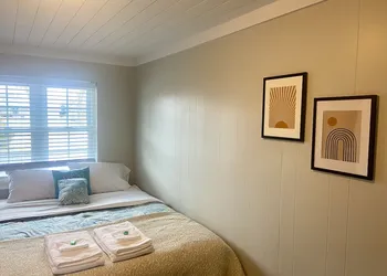 Yellow Springs Motel hotel thumbnail 6