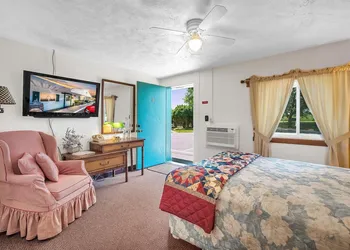 Williamston Inn hotel thumbnail 4