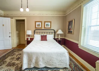 Kane Manor Inn hotel thumbnail 6