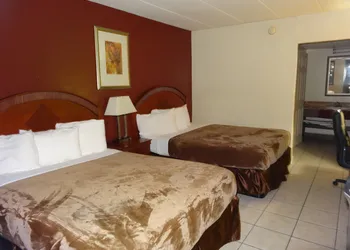 Red Apple Inn hotel thumbnail 5
