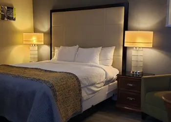 Regency Inn hotel thumbnail 7