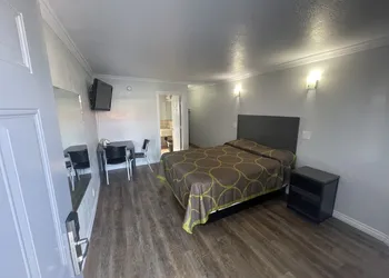 Seaway Motel hotel thumbnail 4