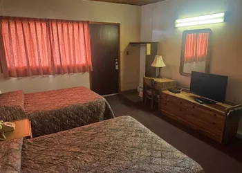 Big Horn Motor Inn hotel thumbnail 3