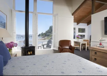 Tomales Bay Resort and Marina hotel thumbnail 6